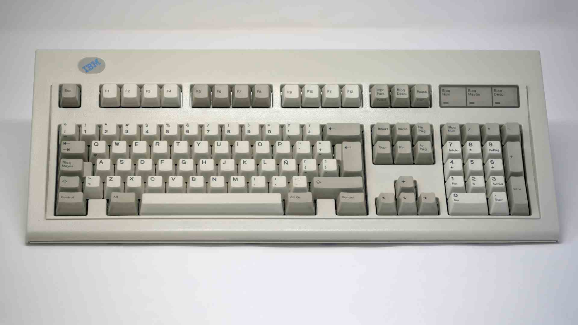 Orijinal IBM Model M klavyesi