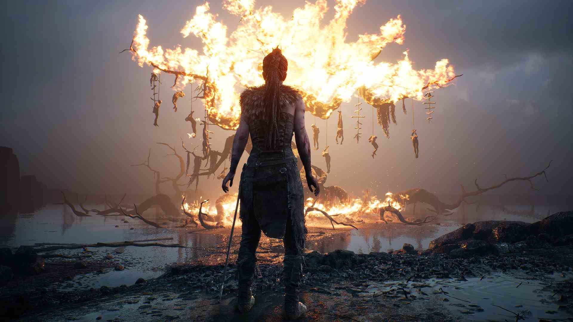 Hellblade: Senua'nın Kurban'ı yanan ağaç